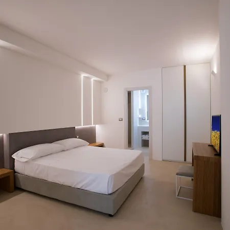 Πανσιόν Seven 4*